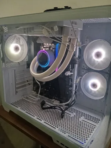 PC Gamer Ryzen 5 5600GT | 32GB RAM | SSD 960GB | Water Cooler ARGB | Fonte MSI 650W