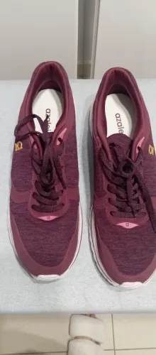 Tênis feminino