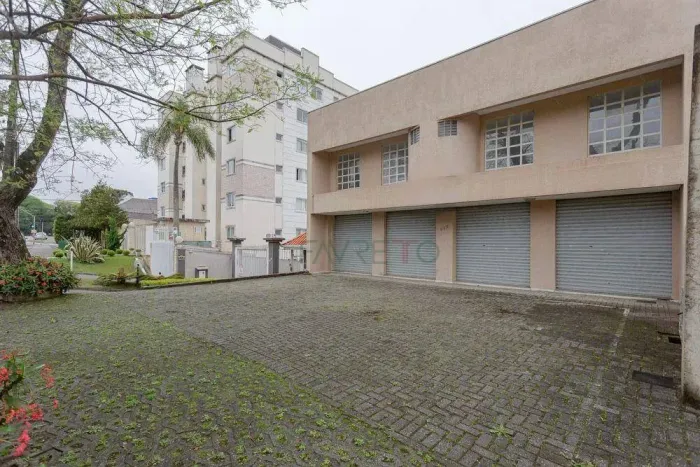 LInda Loja Comercial para Locação - Bairro Bacacheri