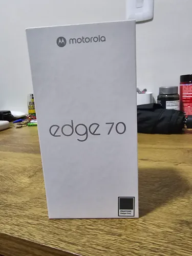 Motorola Edge 70 Gadget Gray Lacrado Novo