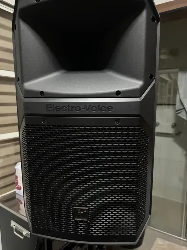 Caixa de som ativa ELECTRO VOICE