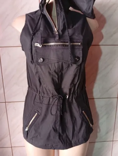 Parka com capuz 