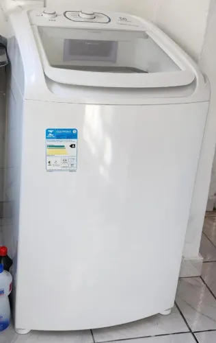Máquina de lavar 11kg Eletrolux