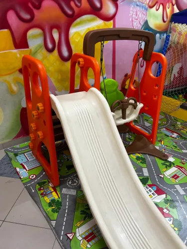 Escorregador + Balanço Infantil