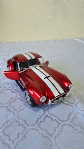 Miniatura Ford Shelby Cobra 427 MKII (1965) Solido - Escala 1:18