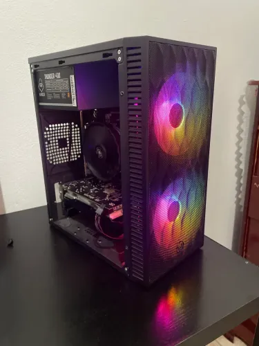 PC GAMER COM DEFEITO