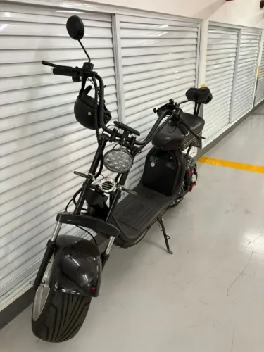 Scooter Elétrica Yixing X11 3000W 2022 700km Emplacada Documentada