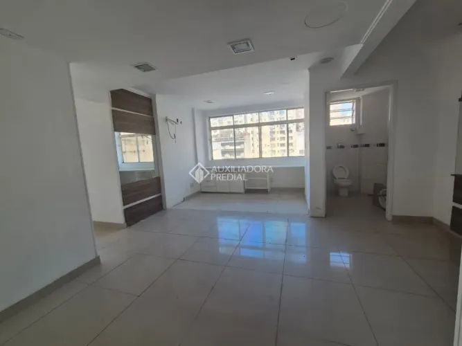 Sala disponível no Centro Histórico de Porto Alegre
