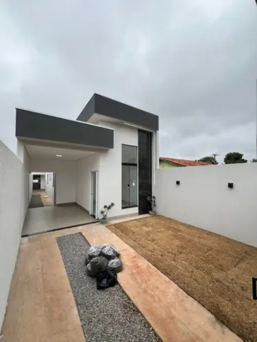 ? Casa nova no com suite no JD PAULA minha casa minha vida use seu fgts.   Sala com pé di