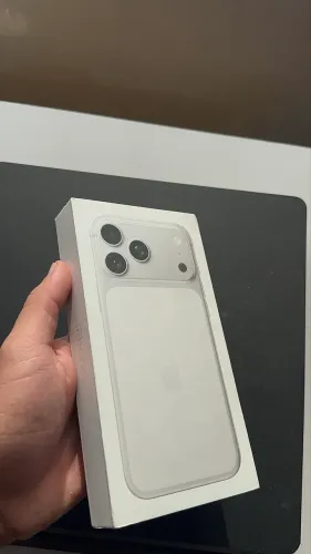 iPhone 17 Pro Max 256GB NOVO
