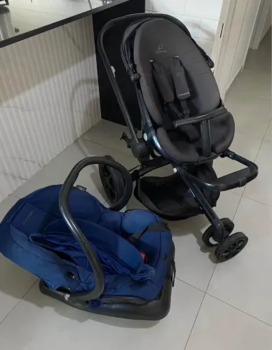 Carrinho e bebê conforto 