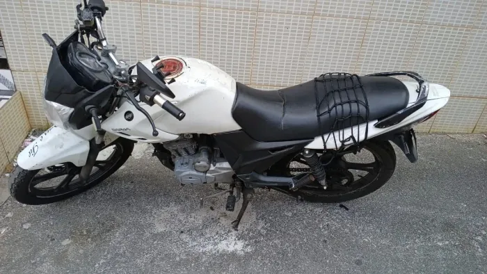 Moto a venda