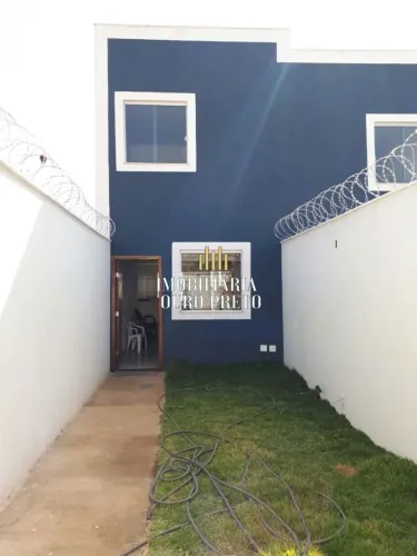 Casa geminada para a venda no Bairro Nova União