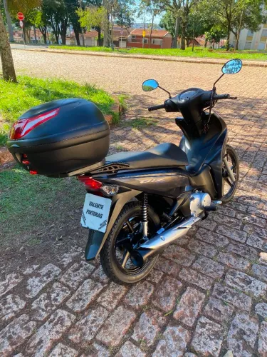 Biz 125 i   com 10 mil km super nova único dono 