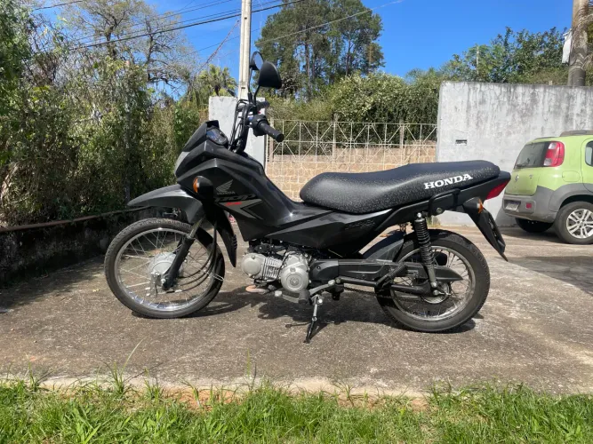 Vendo Pop 110 zerada