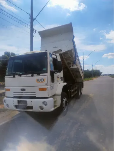 Caminhão Caçamba Truck