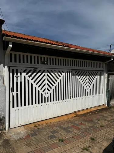 Casa à Venda no Centro - Próxima ao Correio em Tatuí Interior de SP