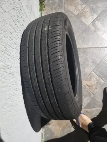 Pneu CONTINENTAL 195/60 R15 MEIA VIDA