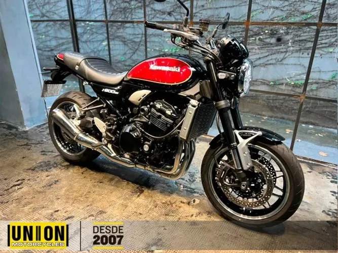 KAWASAKI Z900RS