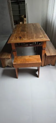 Mesa rústica tipo fazenda
