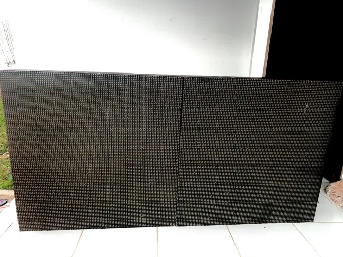 PAINEL DE LED P10 USO EXTERNO EXCELENTE ESTADO