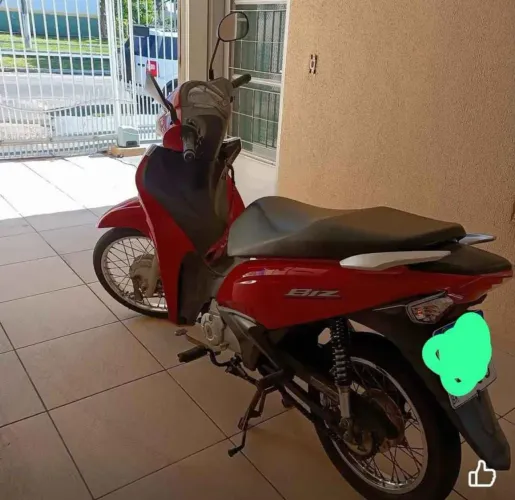 BIZ 110 AUTOMÁTICA VERMELHA 2 DONA COMPRADA DA HONDA 18 MIL KM RODADO