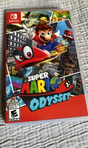 Nintendo Switch - Super Mario Odyssey - Mídia Física