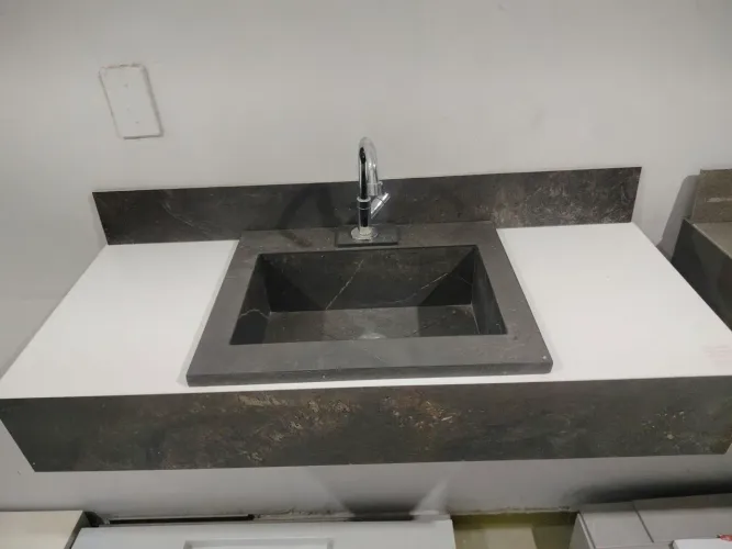 Bancada esculpida em porcelanato 