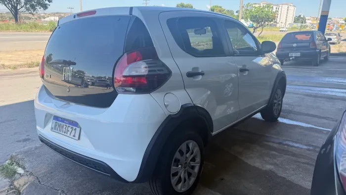 Fiat Mobi Like 1.0 Fire Flex 5P. 2021