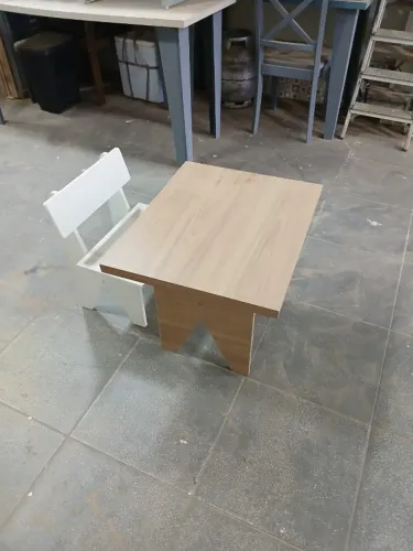 Mesinha de Criança