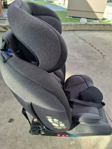 Cadeira de bebê para o carro
