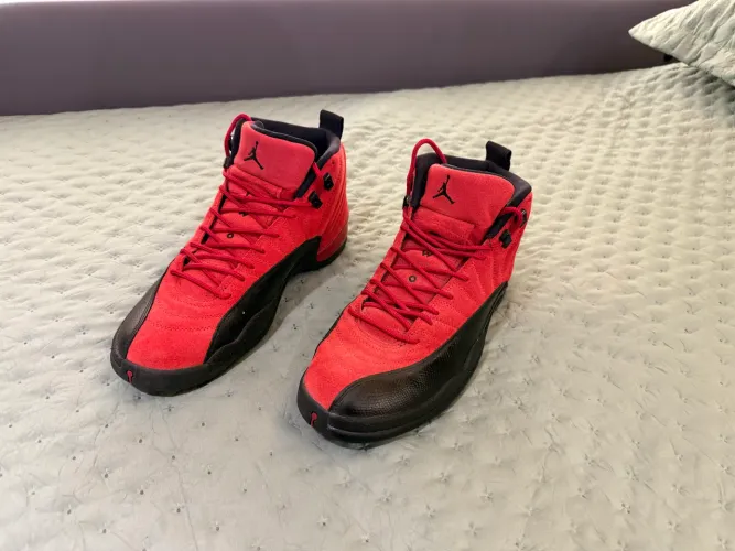 Air Jordan 12 Varsity Red ?Reverse Flu?