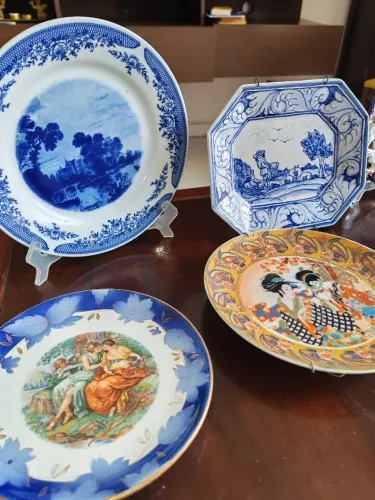 Conjunto de Pratos Decorativos diversos antigos, alemão, português, chinês, art brasileira