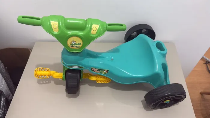 Bicicleta de equilíbrio e motoca