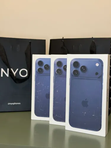 iPhone 17 Pro Max 256gb - Azul novo