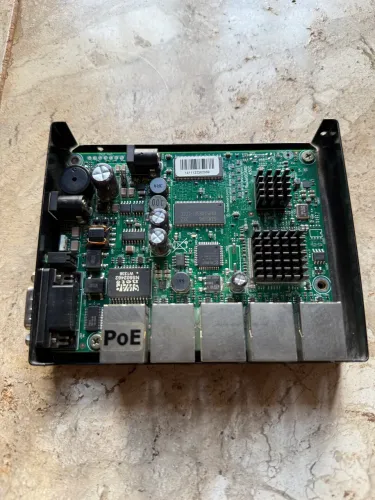 MikroTik RB450G RouterBOARD 5x Gigabit - Testado