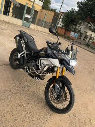 Vendo ou troco  só chama quem tiver Enteresse * watsap