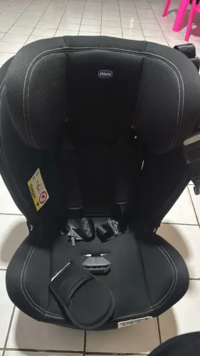 Cadeirinha de carro CHICCO com ISOFIX
