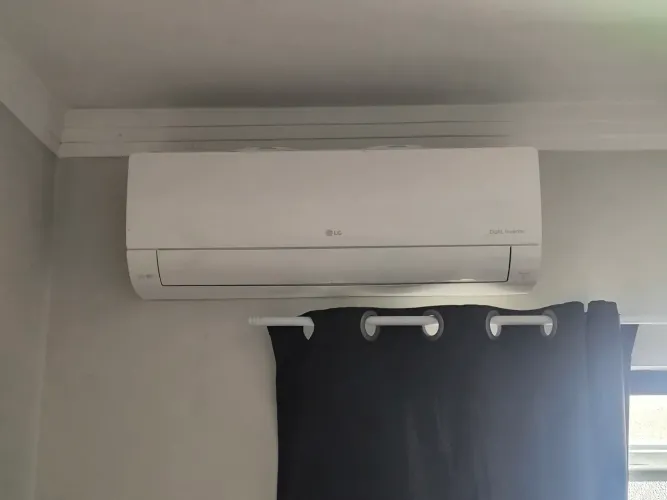 Ar condicionado LG Inverter quente e frio