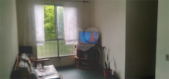 Apartamento à venda com 2 quartos, sendo 1 suíte, no condomínio Residencial Vila Inglesa,