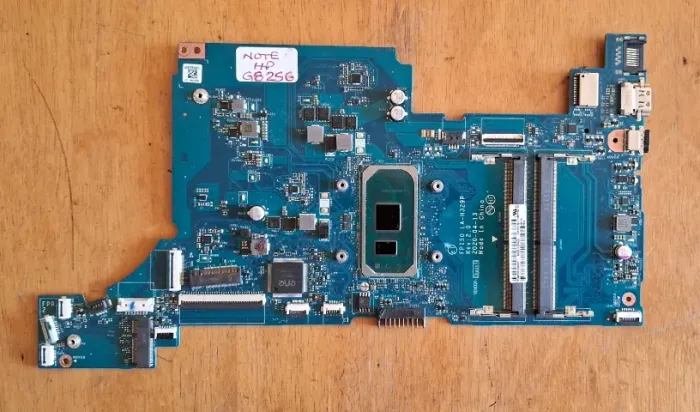 PLACA MÃE NOTEBOOK HP G8 256 - NÃO FUNCIONA C/DEFEITO