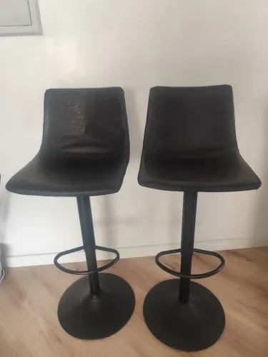 Duas Banquetas Tok&stok