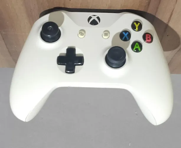 Controle Xbox One S VALOR NEGOCIÁVEL (estado de novo)