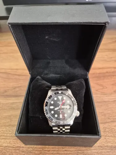 Relógio Seiko GMT automático