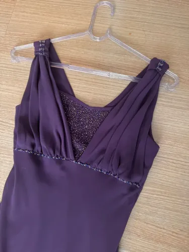 vestido vintage longo roxo bordado