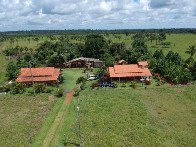 Fazenda à venda, 2783000 m² - Centro - Seringueiras/RO