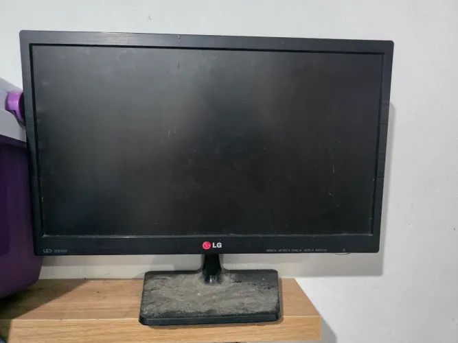 Doação Monitor LED LG 19 POLEGADAS