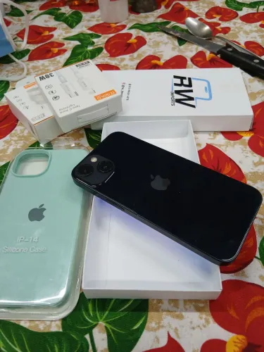iPhone 13