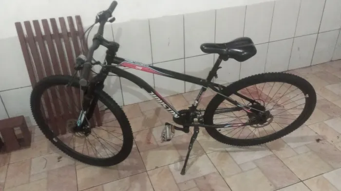 Bicicleta Houston Discovery Aro 29. Retirar no local.