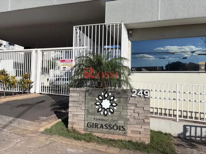 Locação de Apartamentos / Padrão na cidade de Rio Claro